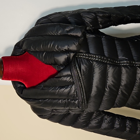 Calvin Klein Asymmetrical Down Filled Puffer Jacket Size Large - Picture 2 of 11